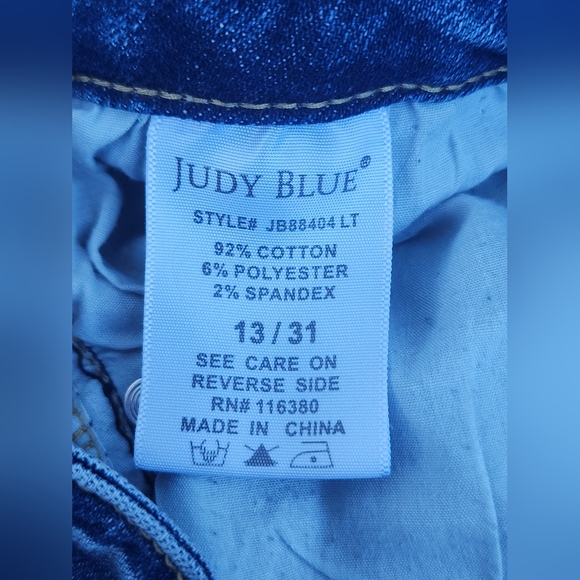 JUDY BLUE distressed denim shorts, size 13 - Picture 5 of 6